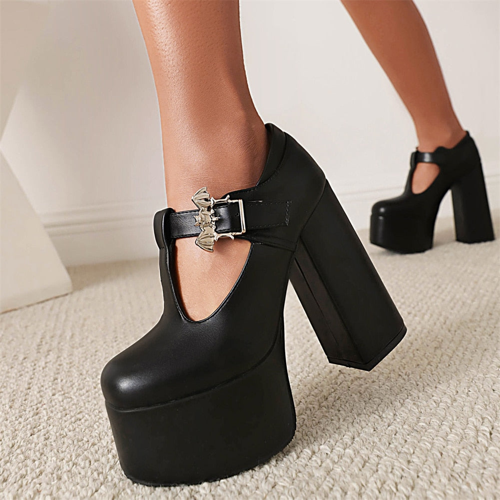 Pithius Platform Heels