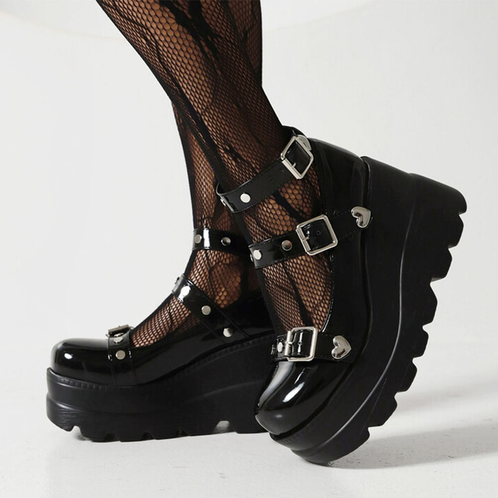 Abyzou Platform Sandals