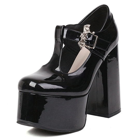 Pithius Platform Heels