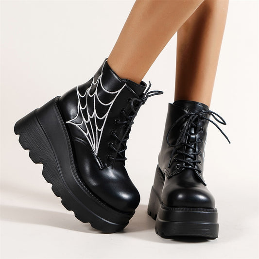 Stolas Platform Boots