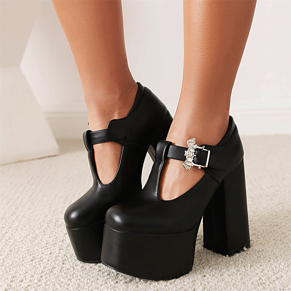 Pithius Platform Heels